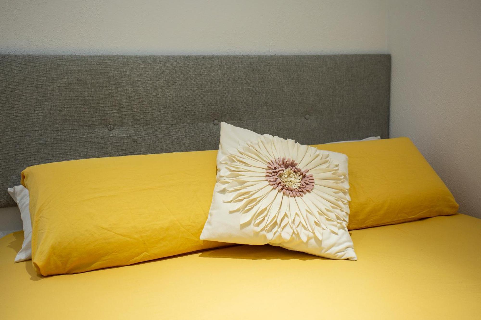 Wish Suite Cervantes Sevilla Exterior foto