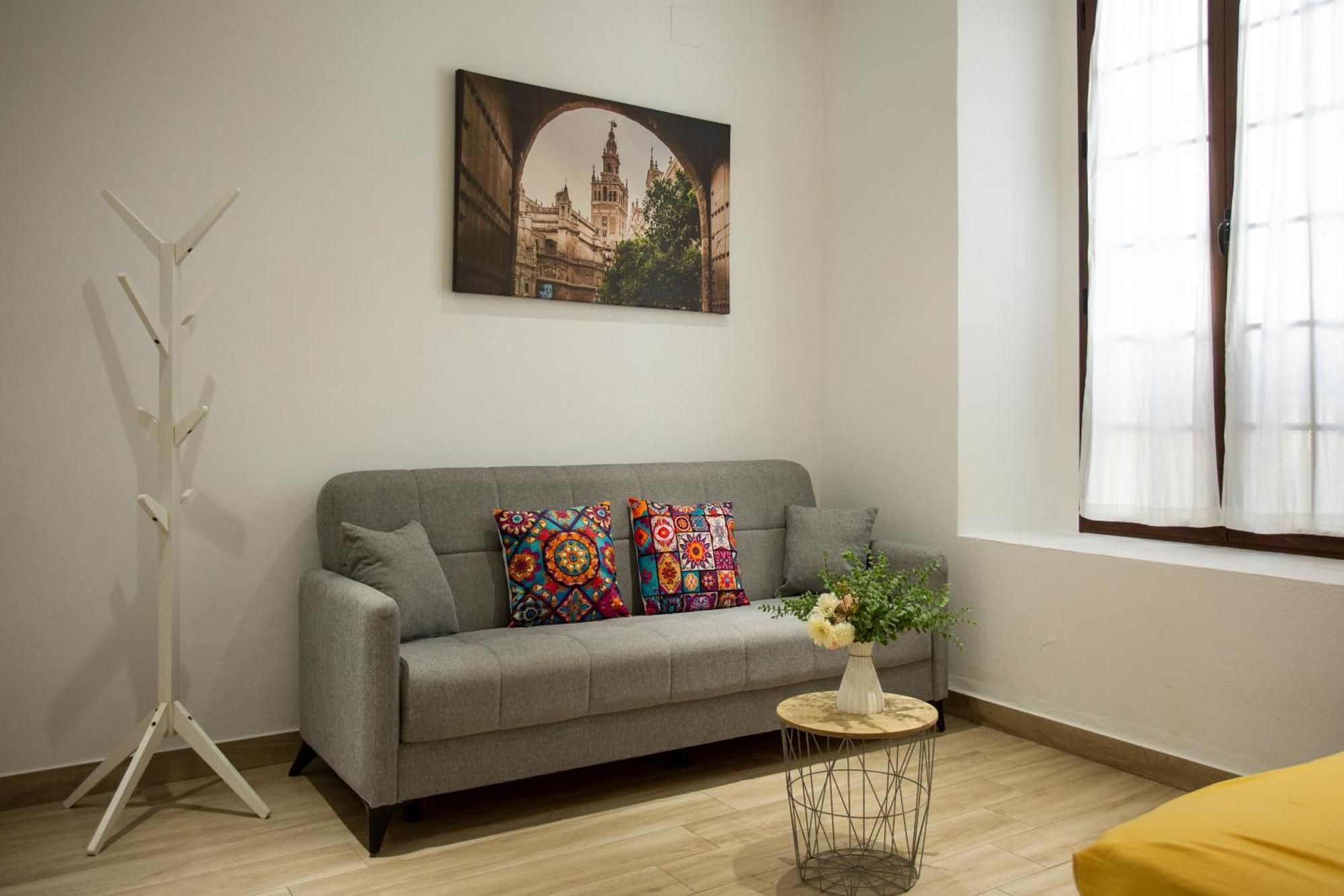 Wish Suite Cervantes Sevilla Exterior foto